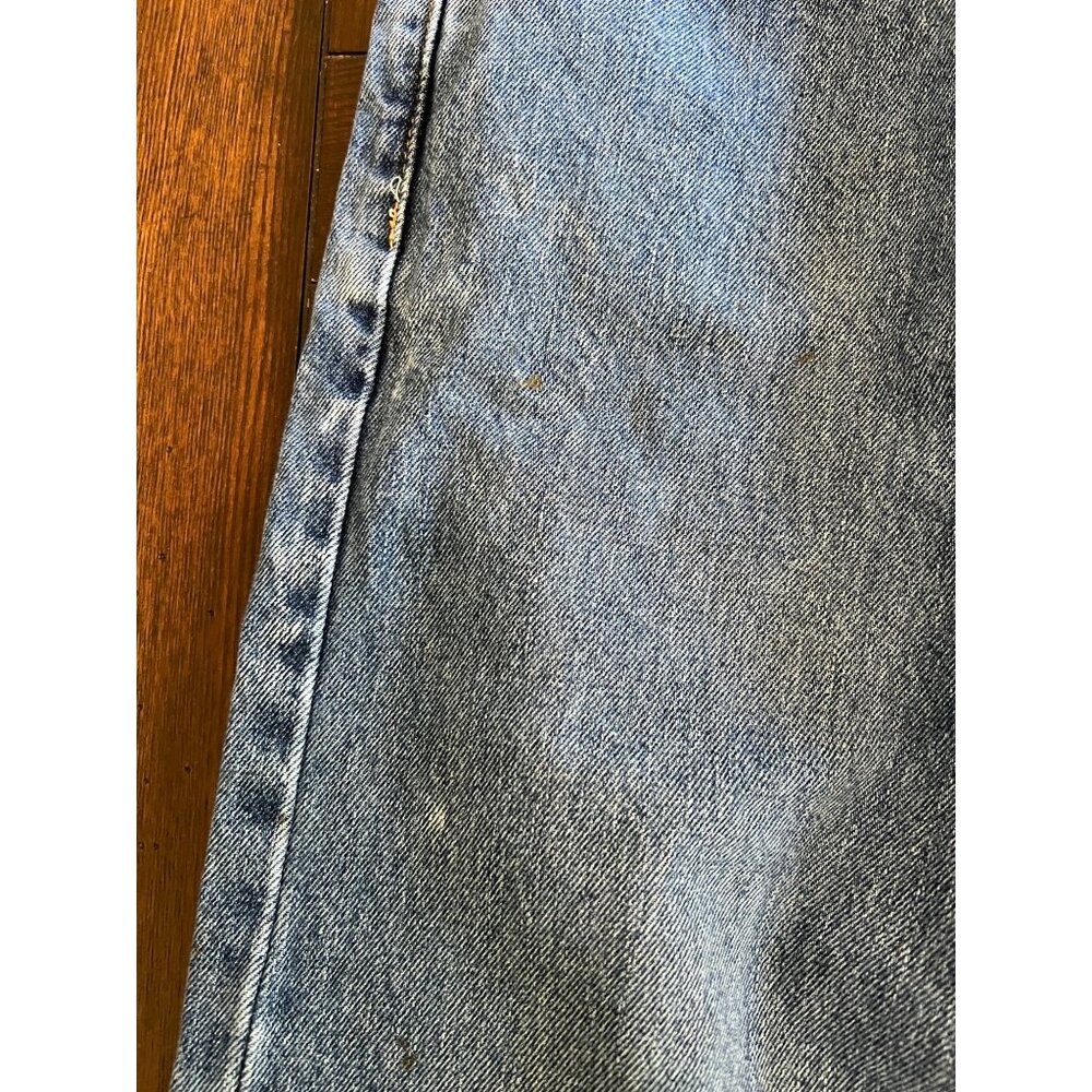 Levi's 505 Jeans Classic Blue Medium Wash Straight Leg Denim Distressed 36 Baggy - Picture 2 of 8